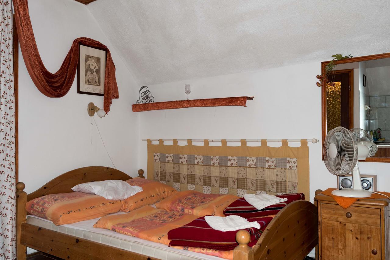 Bed and Breakfast Pataky Borporta Тарцаль Экстерьер фото
