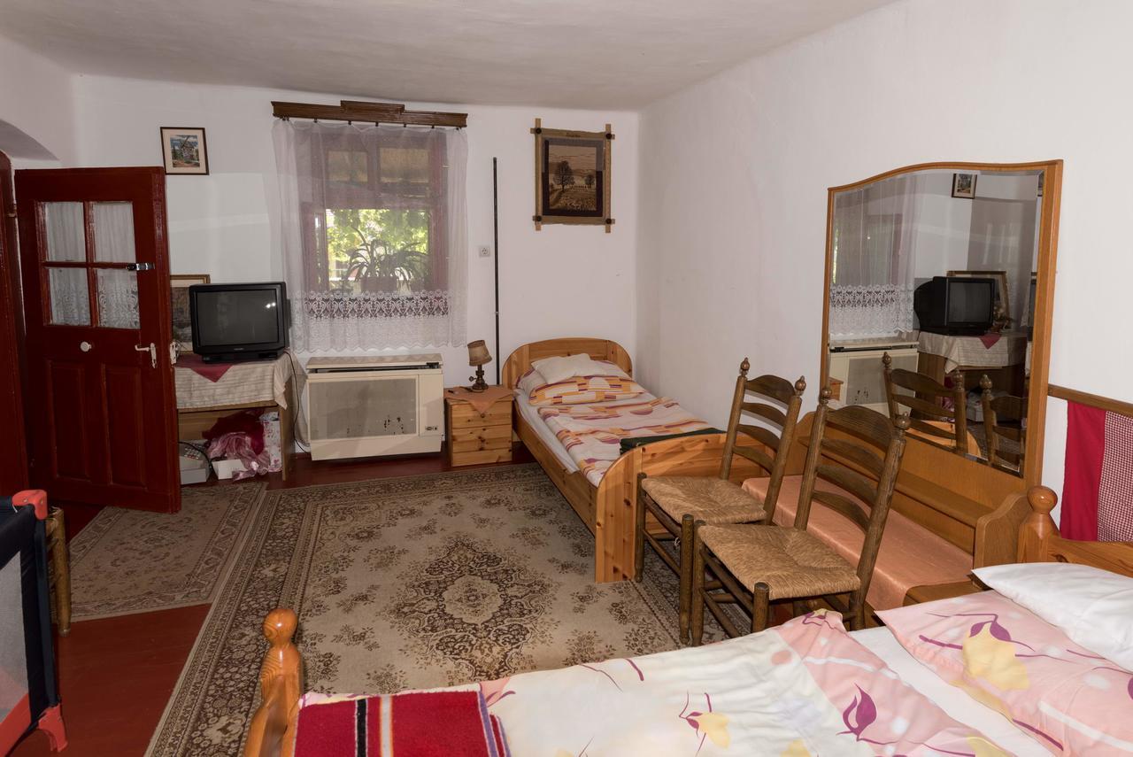 Bed and Breakfast Pataky Borporta Тарцаль Экстерьер фото