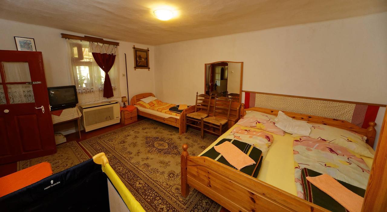 Bed and Breakfast Pataky Borporta Тарцаль Экстерьер фото